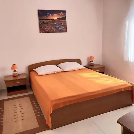 Two Bedroom Nela *